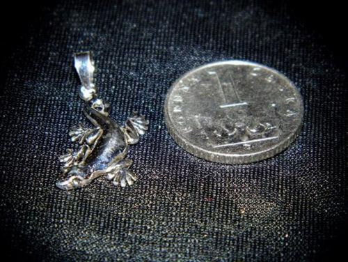 Ještěrka mini - stříbrný přívěsek — foto 2