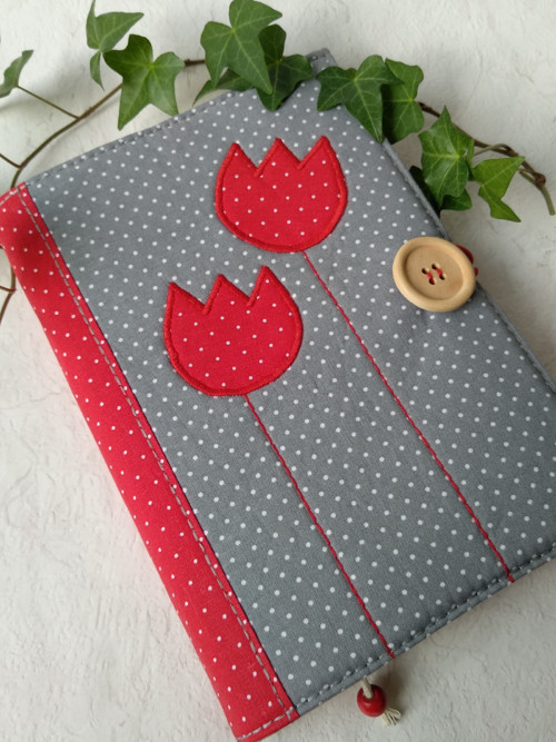Obal naknihu *Tulipány červené* — foto 2