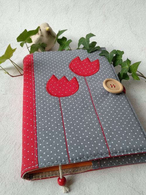 Obal naknihu *Tulipány červené* — foto 5
