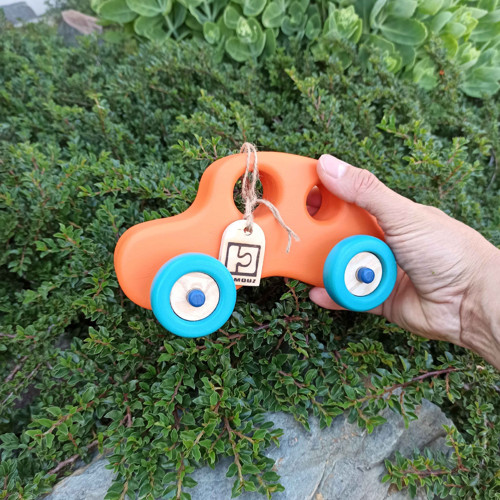 Auto oranžové — foto 3