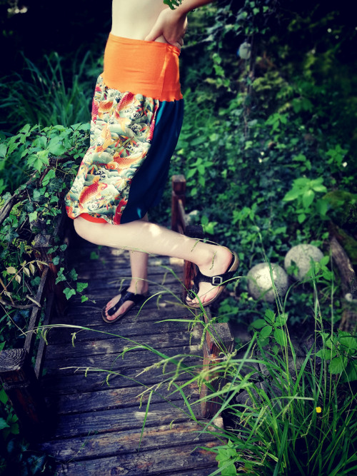 Sukýnka Koi kapři — foto 3