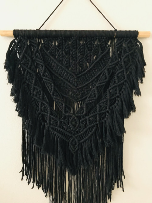 Nastenna drhana dekorace macrame black magic — foto 5