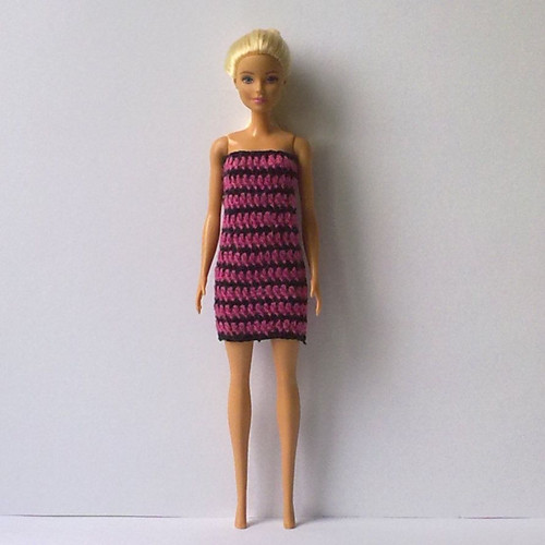 Oblečky pro Barbie - šaty, boa — foto 2
