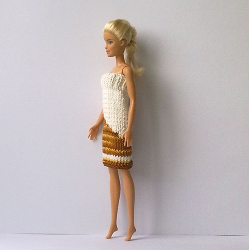 Oblečky pro Barbie - šaty — foto 2