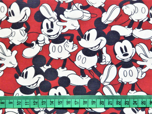 Mickey Mouse na červené — foto 3