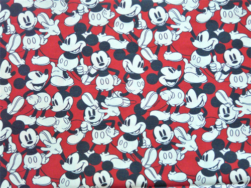 Mickey Mouse na červené — foto 2