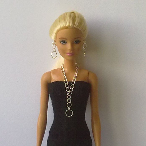 Šperky pro Barbie - řetízkový náhrdelník — foto 2