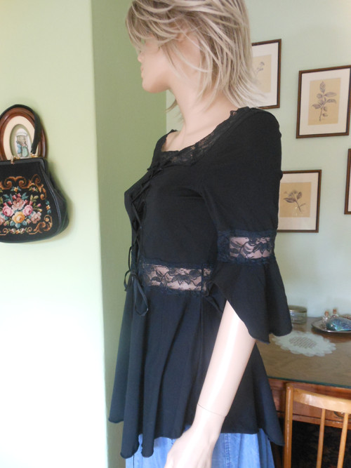 Gothic tunika s krajkou, vel.S — foto 4