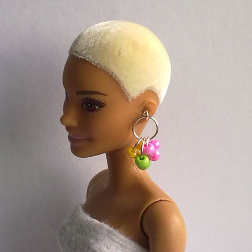 Šperky pro Barbie - náušnice, náramky 3ks — foto 3