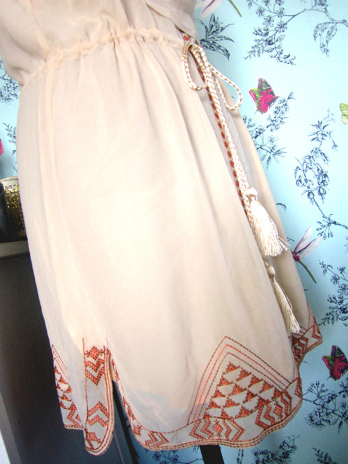 Šaty boho výšivka — foto 3