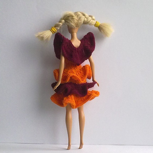 Oblečky pro Barbie - šaty — foto 3