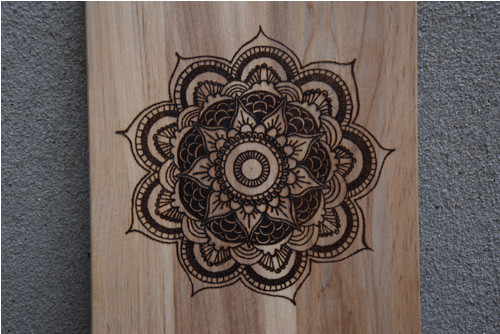 Dřevěné prkénko- Mandala — foto 2