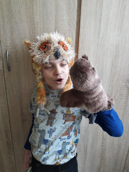 Dětská zimní ušanka SOVIČKA ZLATAVÁ — foto 3