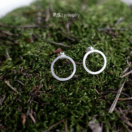 NÁUŠNICE Minimalistic . 01 — foto 3