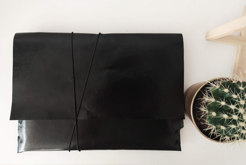 Papírový obal na Macbook //black — foto 3
