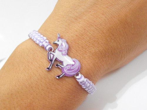 "Unicorn" - dětský náramek (macramé) — foto 2
