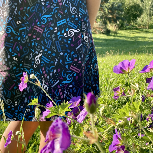 Šaty Hudební — foto 5