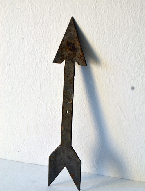 Kovová šipka — foto 2