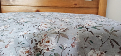 Růže na šedé — foto 6