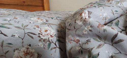 Růže na šedé — foto 5