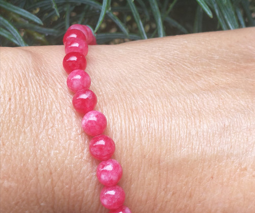 Náramek z minerálů - jadeit cherry — foto 6