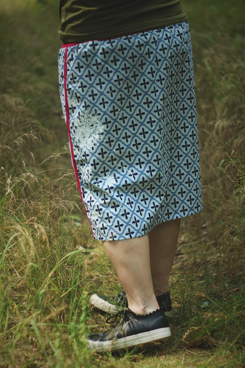 Sukně ............ L - XL — foto 3