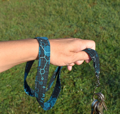 Klíčenka na krk - Virusová :o) — foto 2