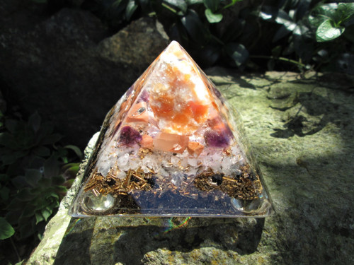 Org. pyramida ,, Snového Světa " — foto 5