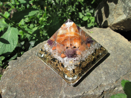 Org. pyramida ,, Snového Světa " — foto 6