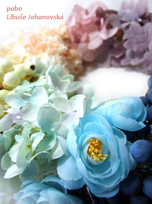 Věnec "Rainbow pastels" (331) — foto 3