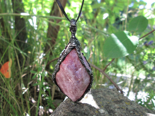 Talisman ,, Nadpozemské Lásky " — foto 2
