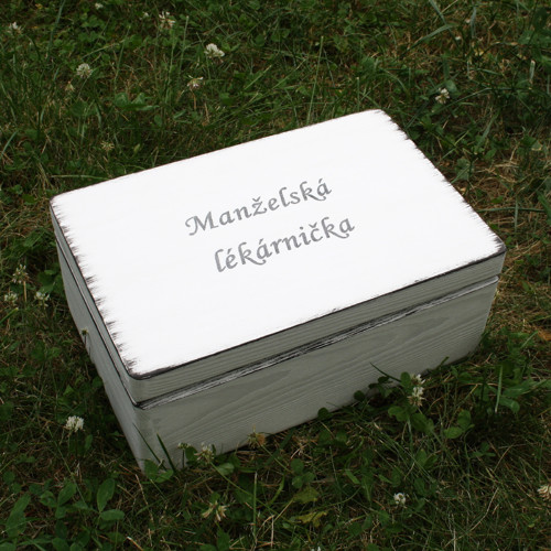Dřevěná lékárnička — foto 5