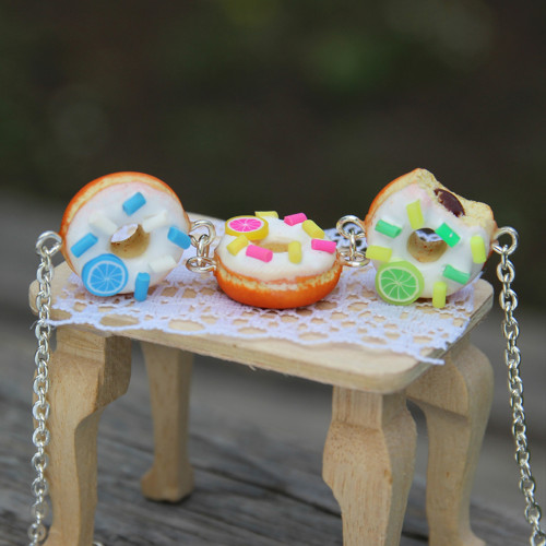 Donuty - náramek (fimo) — foto 3