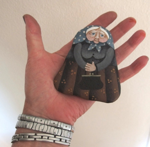 Babička s kabelečkou — foto 5
