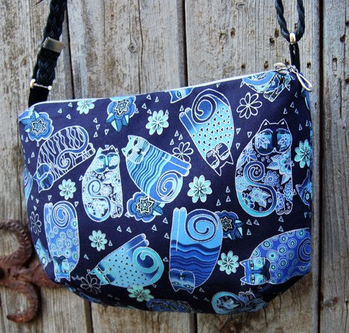 Crossbody s kočkama — foto 3
