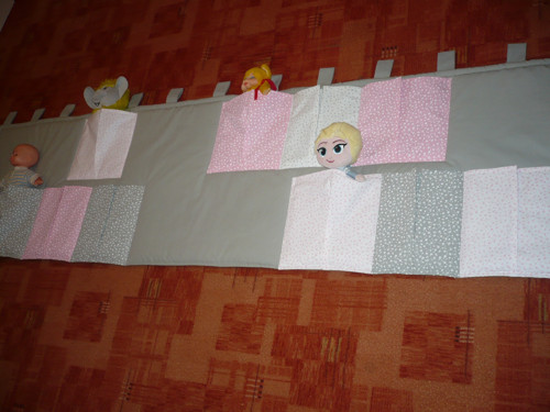 Kapsář za postel 200x50, na přání — foto 2