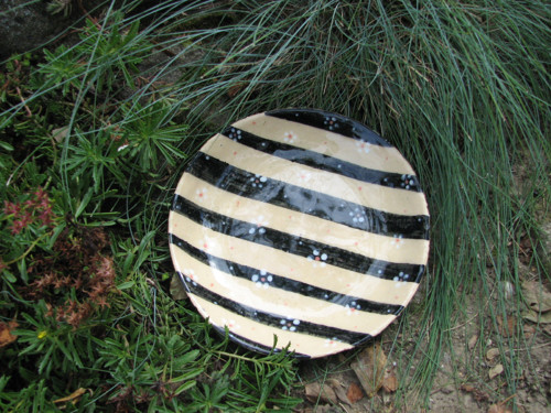 Nádobí - černokrémová miska keramická 19 cm — foto 5
