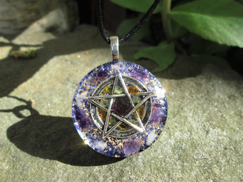 Org. šperk ,, Pentagram ochrany " s ametysty — foto 4