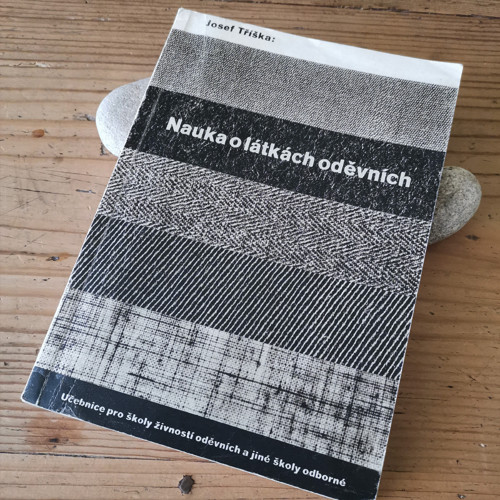 Nauka o látkách oděvních — foto 2