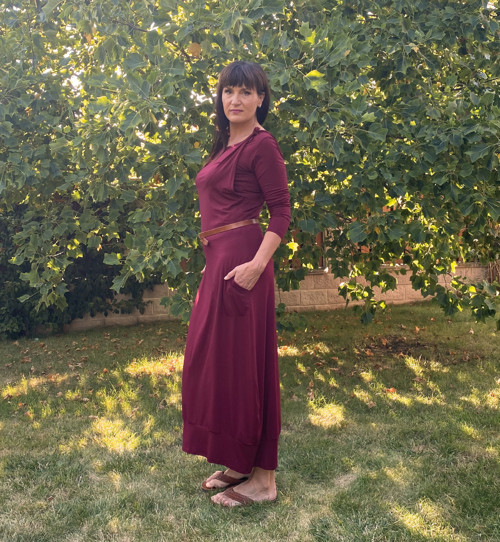 Vínově červená šatová sukně — foto 3