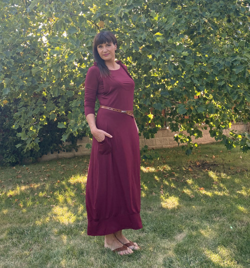 Vínově červená šatová sukně — foto 5
