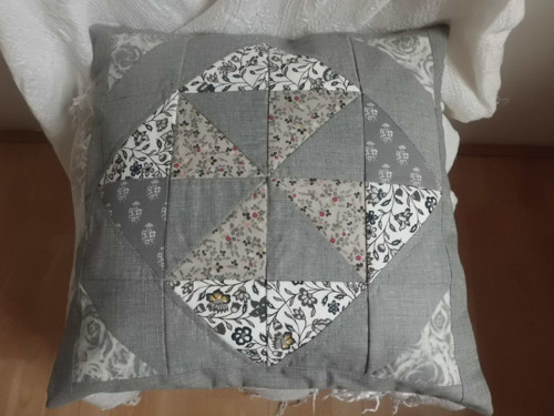 Patchwork šedý — foto 5