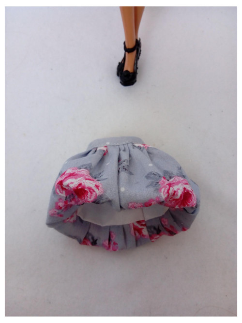 Sukýnka pro Barbie — foto 2