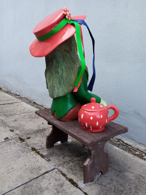 Vodník s dýmkou bez bot — foto 3