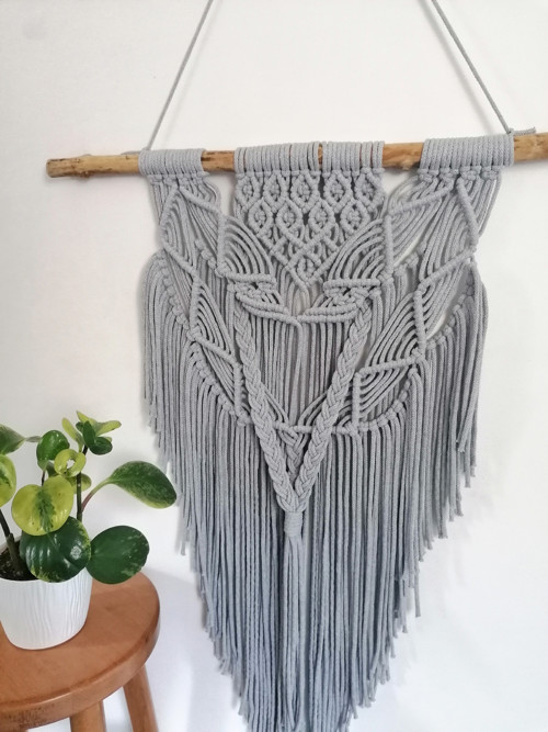 Macrame dekorace v šedé barvě — foto 2