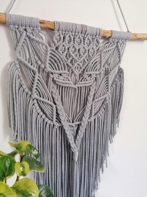 Macrame dekorace v šedé barvě — foto 3