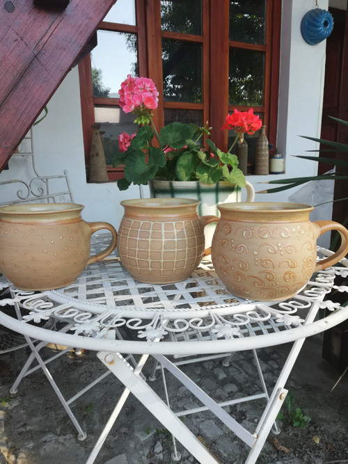 Hrnek litrový — foto 2