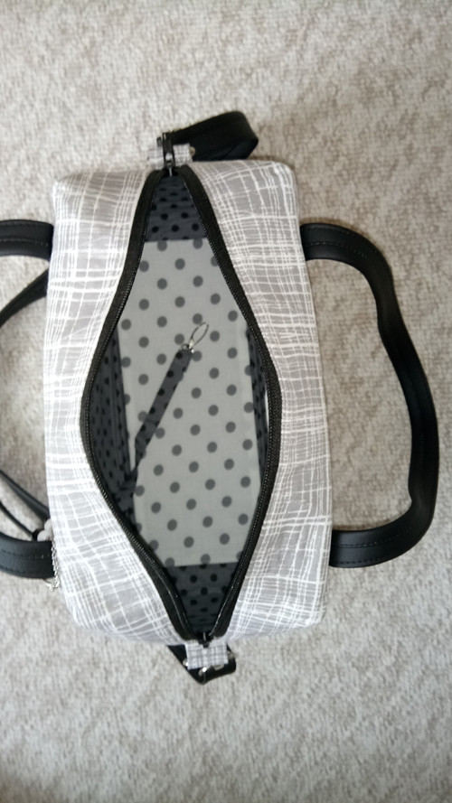 Černošedá - crossbody — foto 4