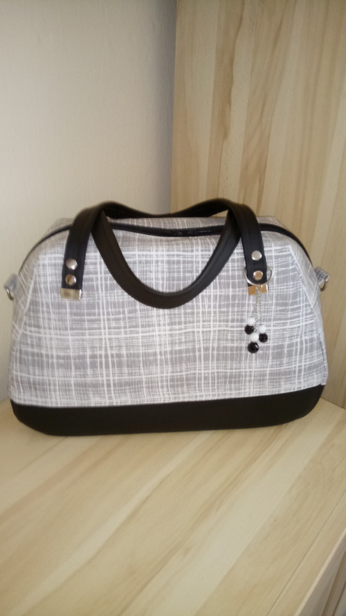 Černošedá - crossbody — foto 5