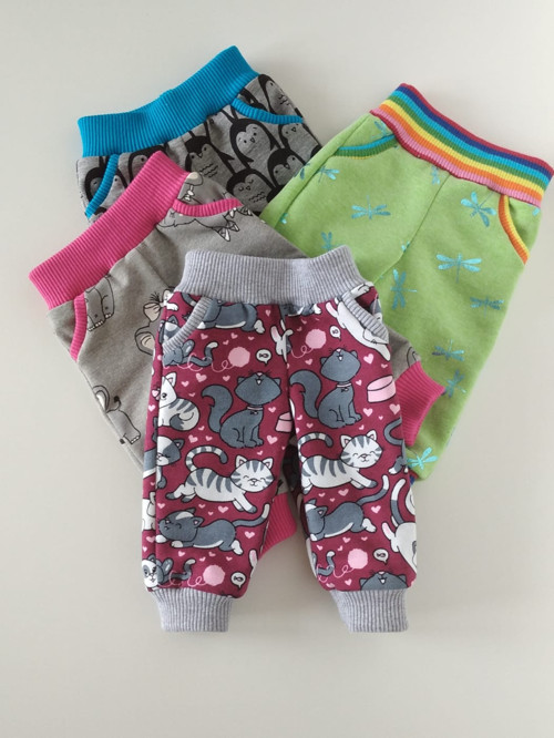 Tepláčky pro Baby Born sestřičku — foto 4